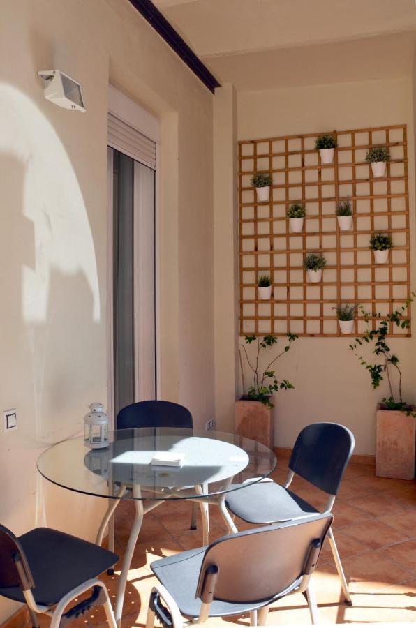 Claris Apartments Barcellona Esterno foto