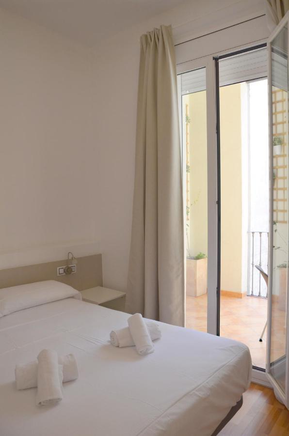 Claris Apartments Barcellona Esterno foto