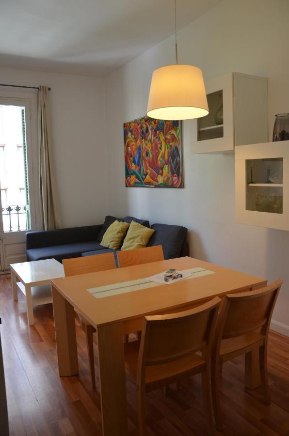 Claris Apartments Barcellona Esterno foto