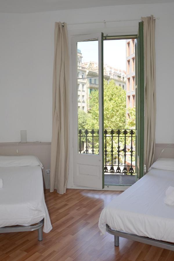 Claris Apartments Barcellona Esterno foto
