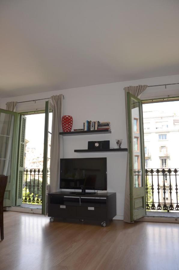Claris Apartments Barcellona Esterno foto